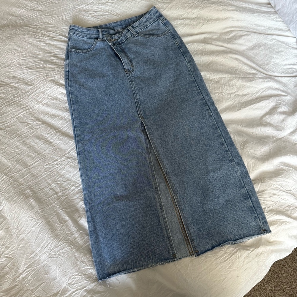 Maxi denim skirt